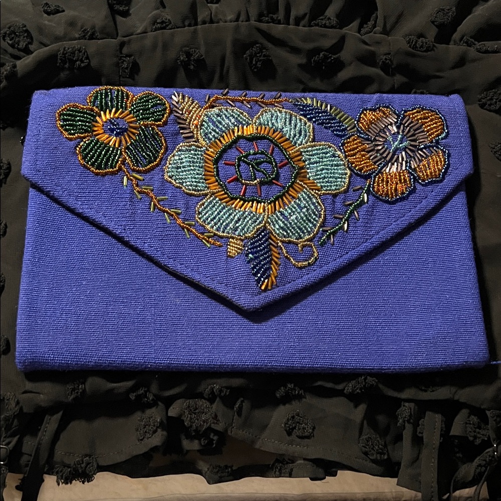 Embroidered Floral Clutch